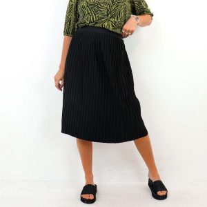 EVA MARIE PLISSE SKIRT